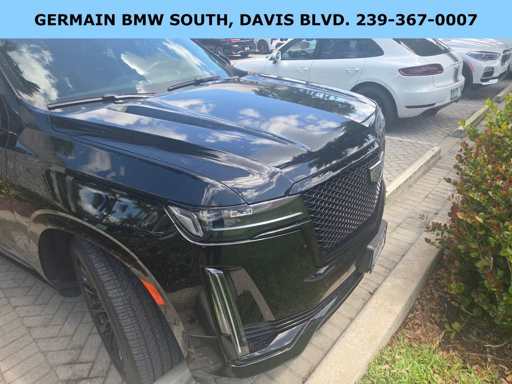 Used 2023 Cadillac Escalade Sport Platinum w/ LPO, ONYX Package image 24