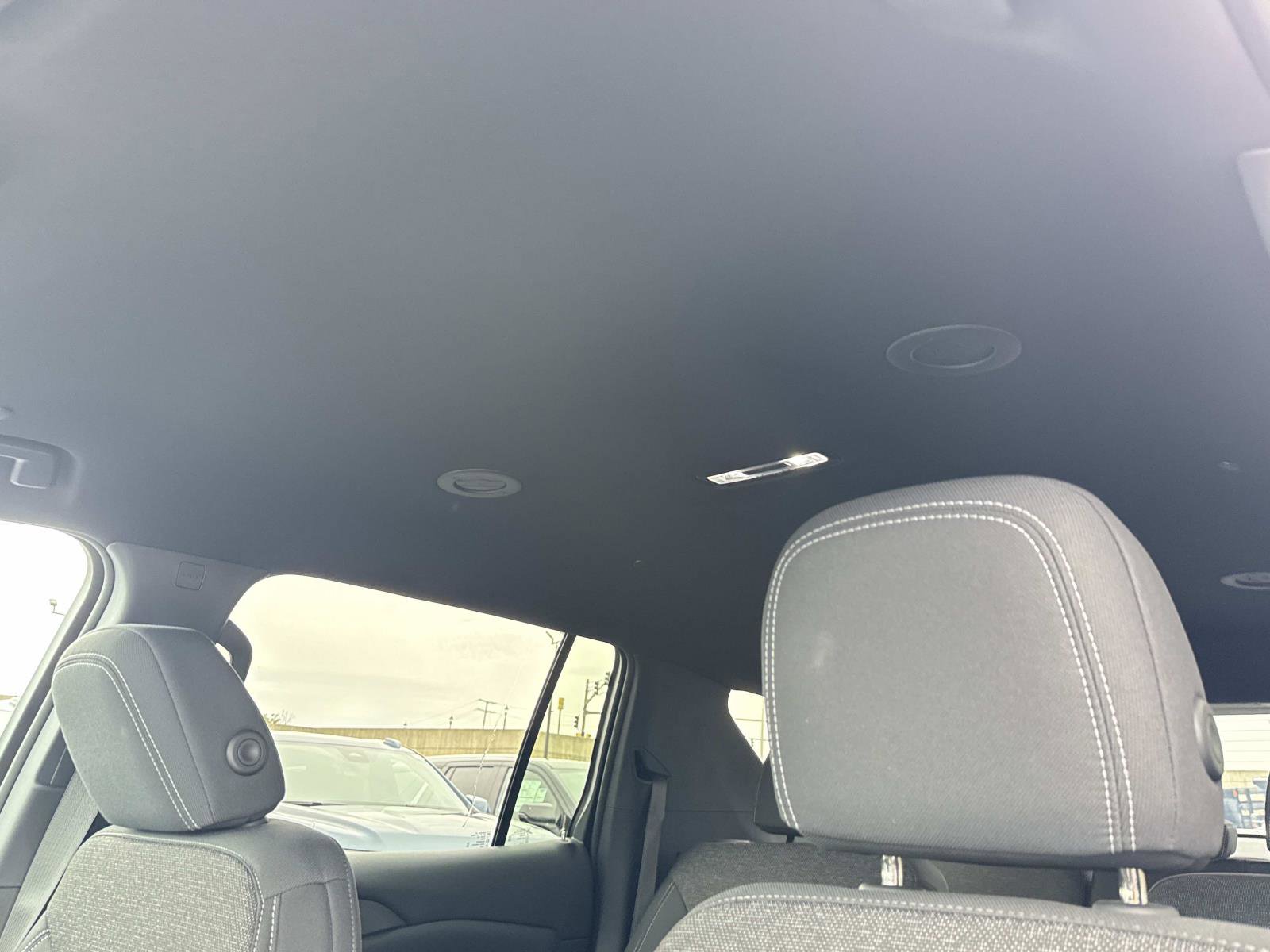 New 2026 Chevrolet Traverse LT image 17