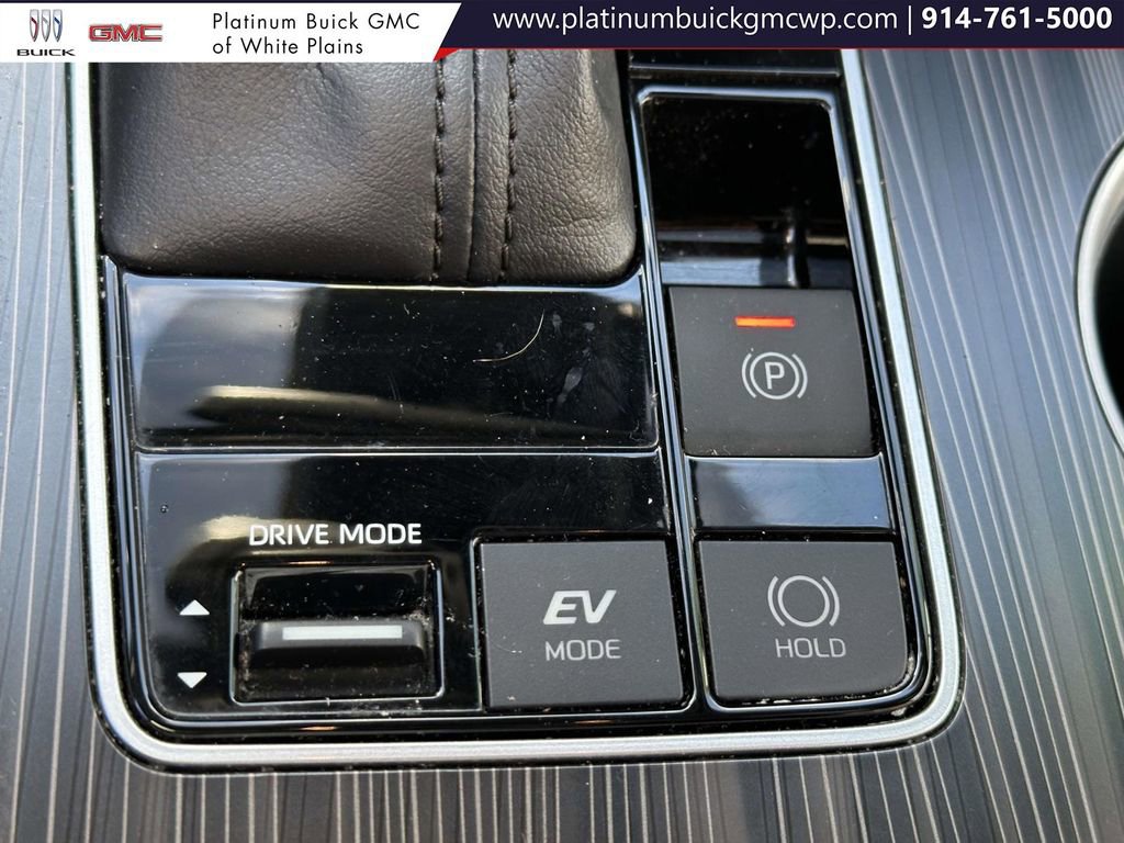 Used 2022 Toyota Sienna Platinum image 33