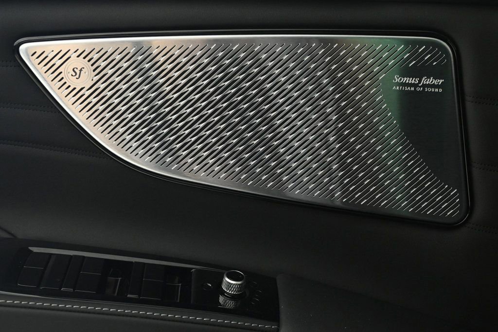 Used 2025 Maserati Grecale GT image 21