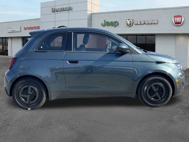 New 2025 FIAT 500 e image 8