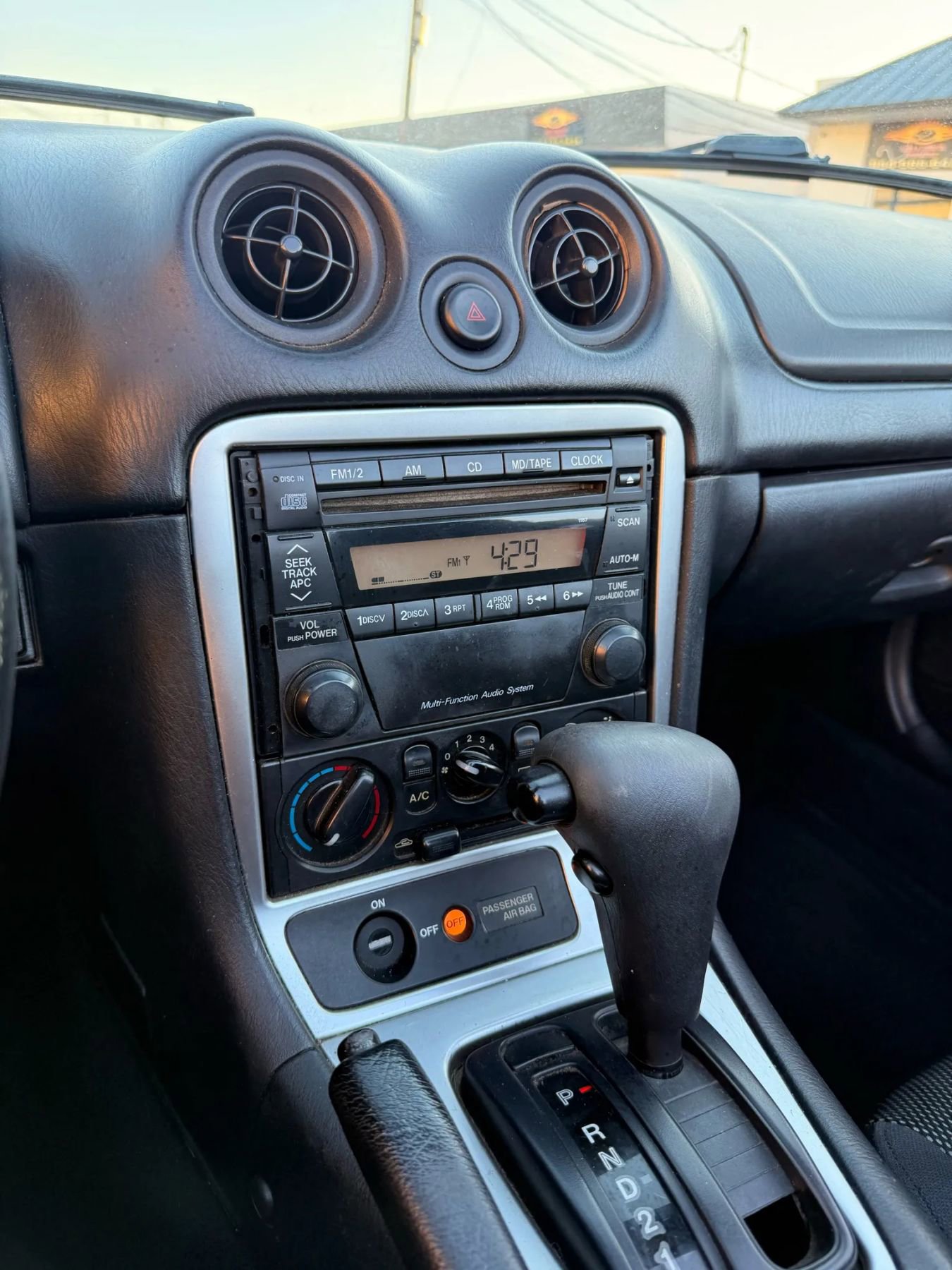 Used 2003 MAZDA MX-5 Miata image 27