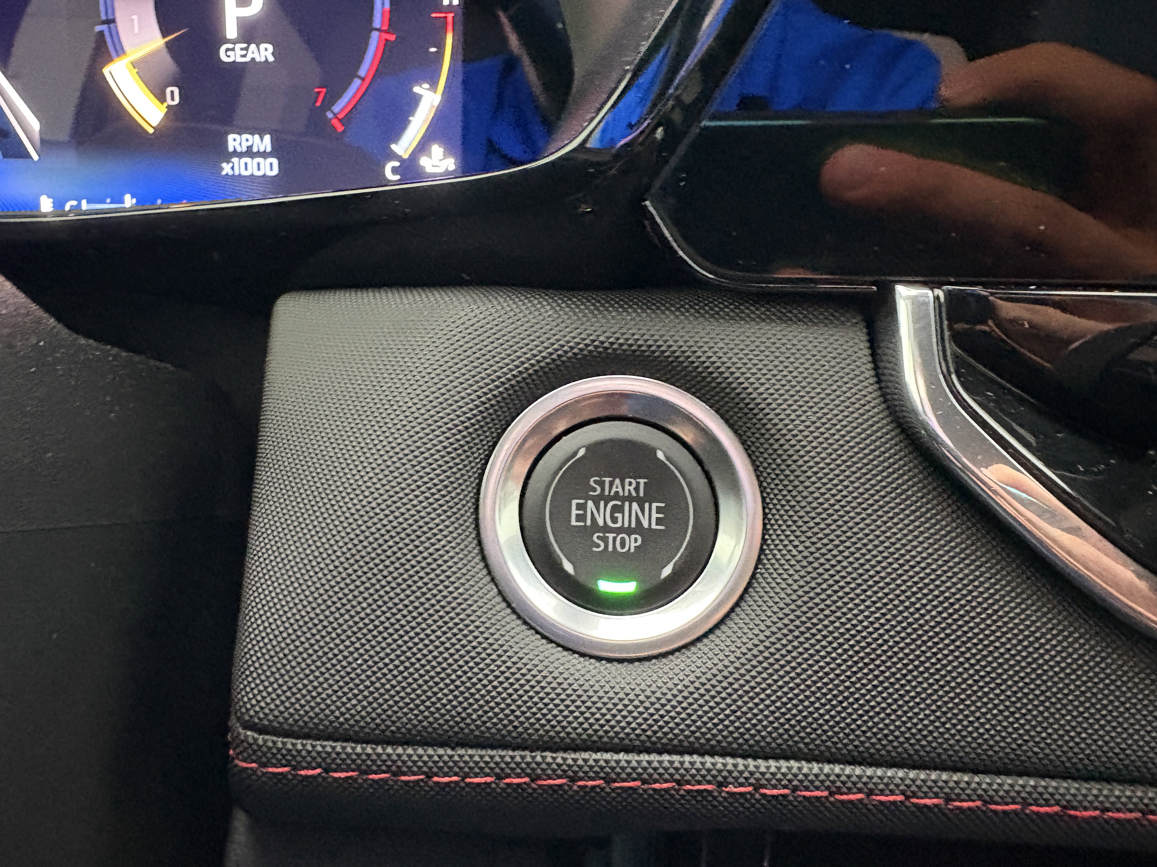 Used 2024 Chevrolet Colorado Z71 w/ Z71 Convenience Package 2 image 15