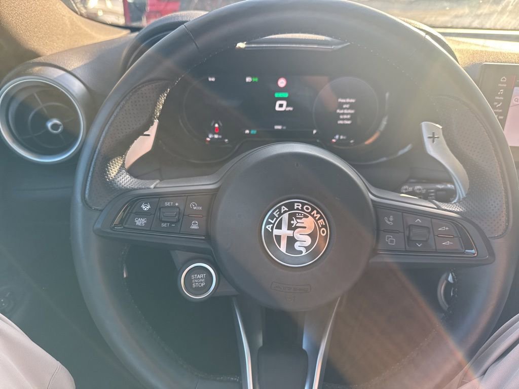 Used 2024 Alfa Romeo Tonale Veloce image 15
