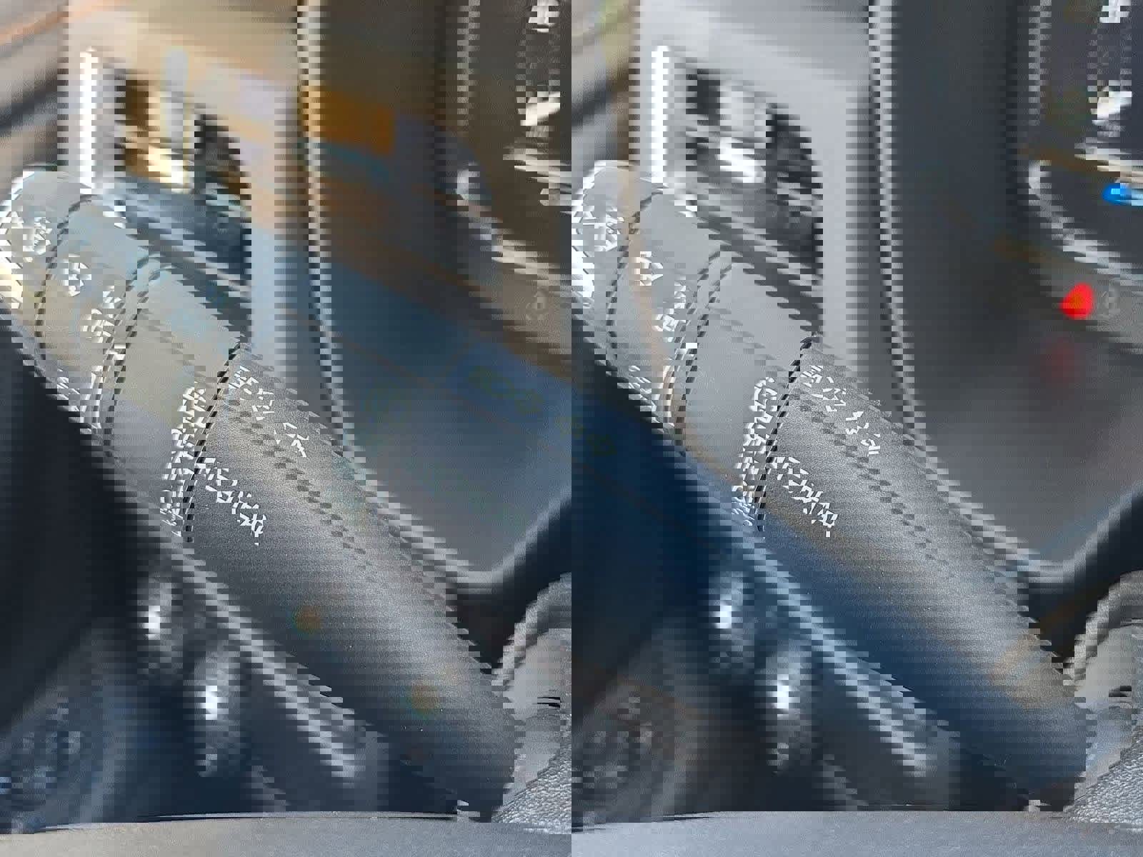 Used 2024 GMC Yukon AT4 image 26