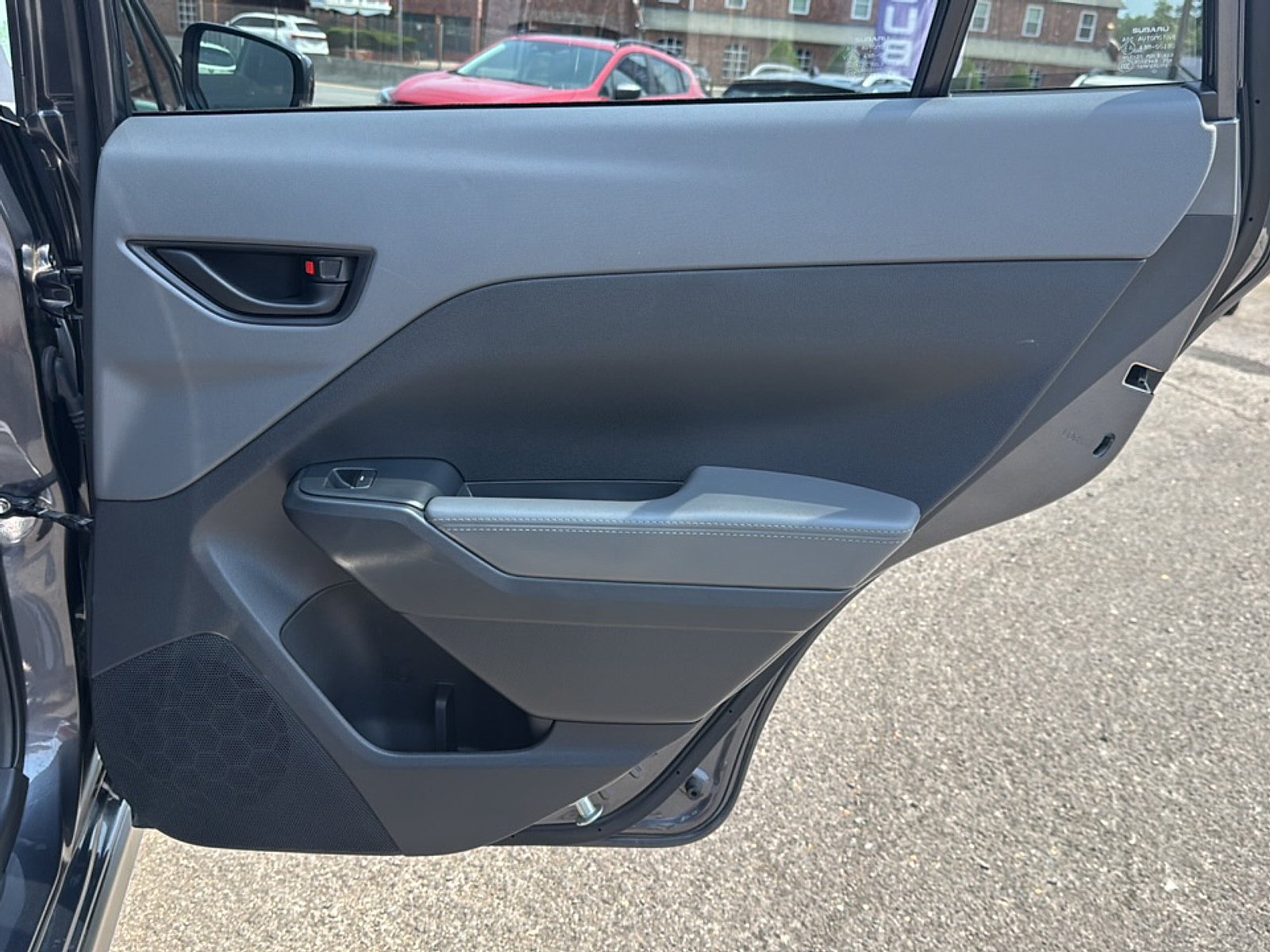 Used 2025 Subaru Crosstrek 2.5i Premium AWD/4WD image 22