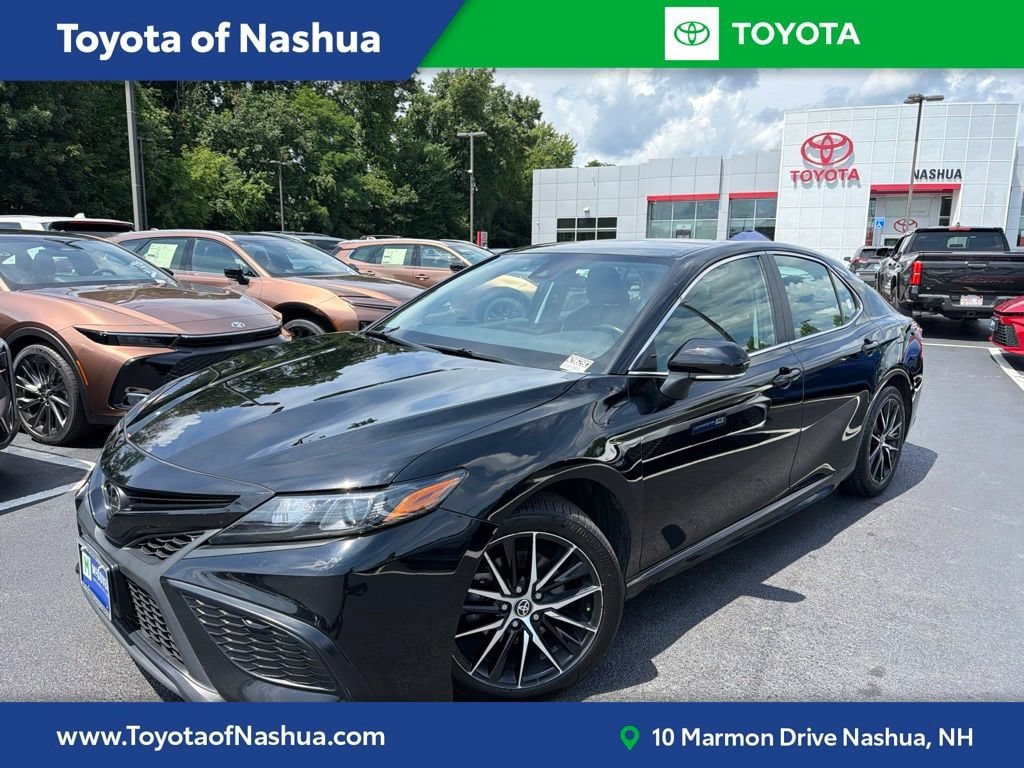 Used 2024 Toyota Camry SE w/ Cold Weather Package FWD video 1
