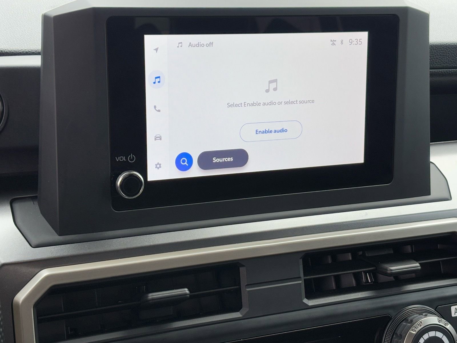 Certified 2025 Toyota Tacoma SR5 image 24