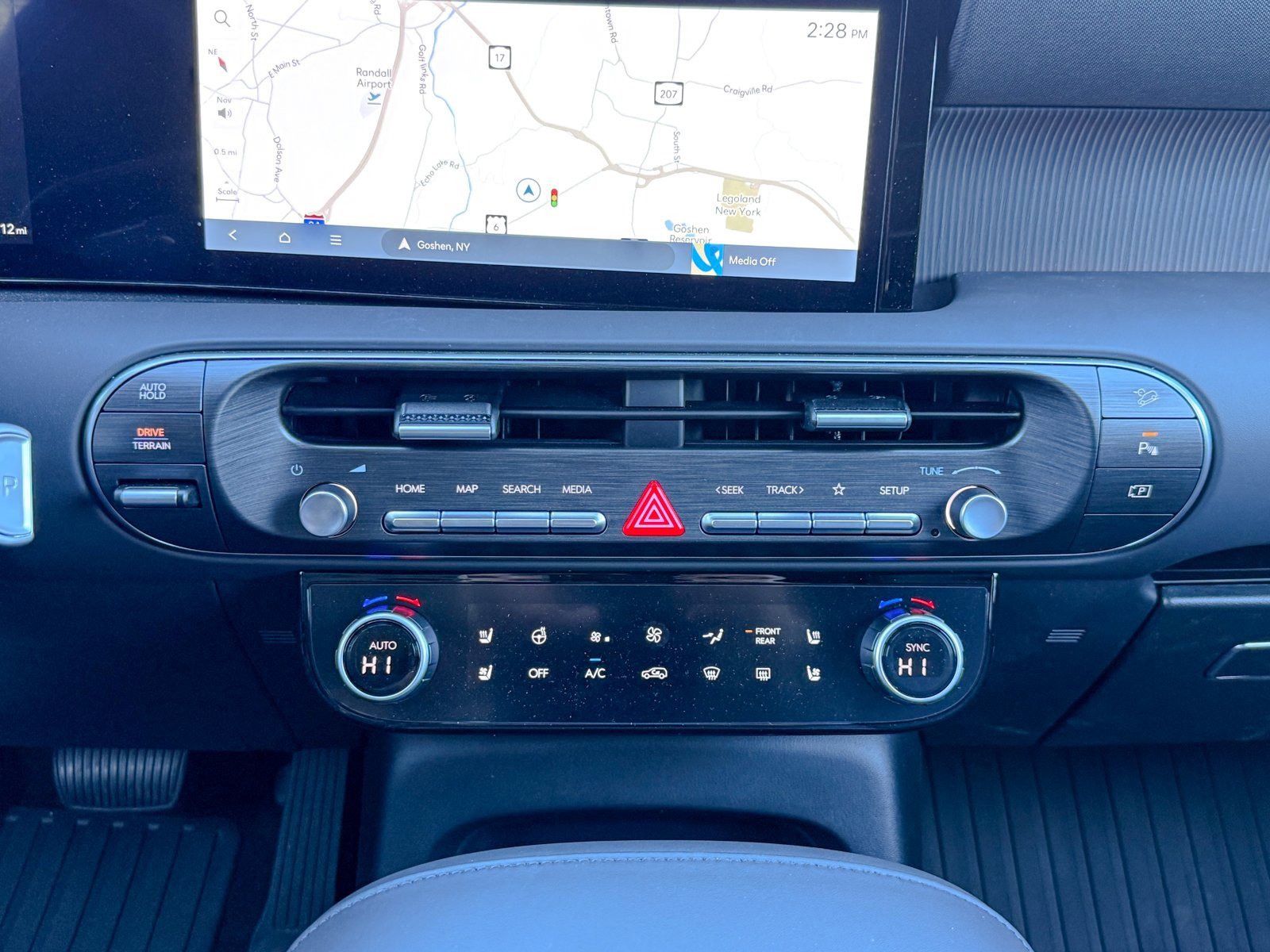 Used 2026 Hyundai Palisade Calligraphy image 31