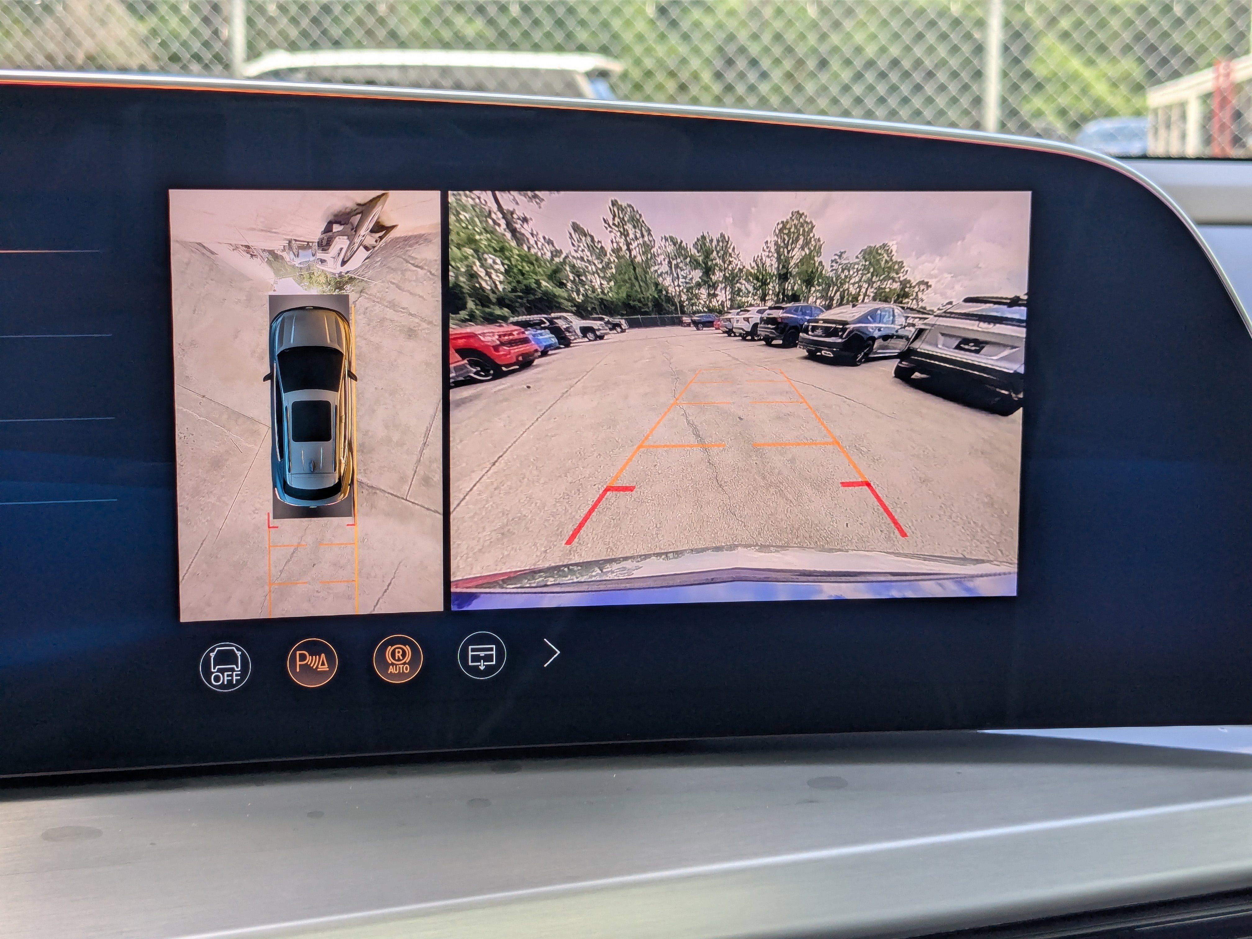 New 2026 Cadillac Vistiq Premium Luxury w/ LPO, Floor Liner Package image 8