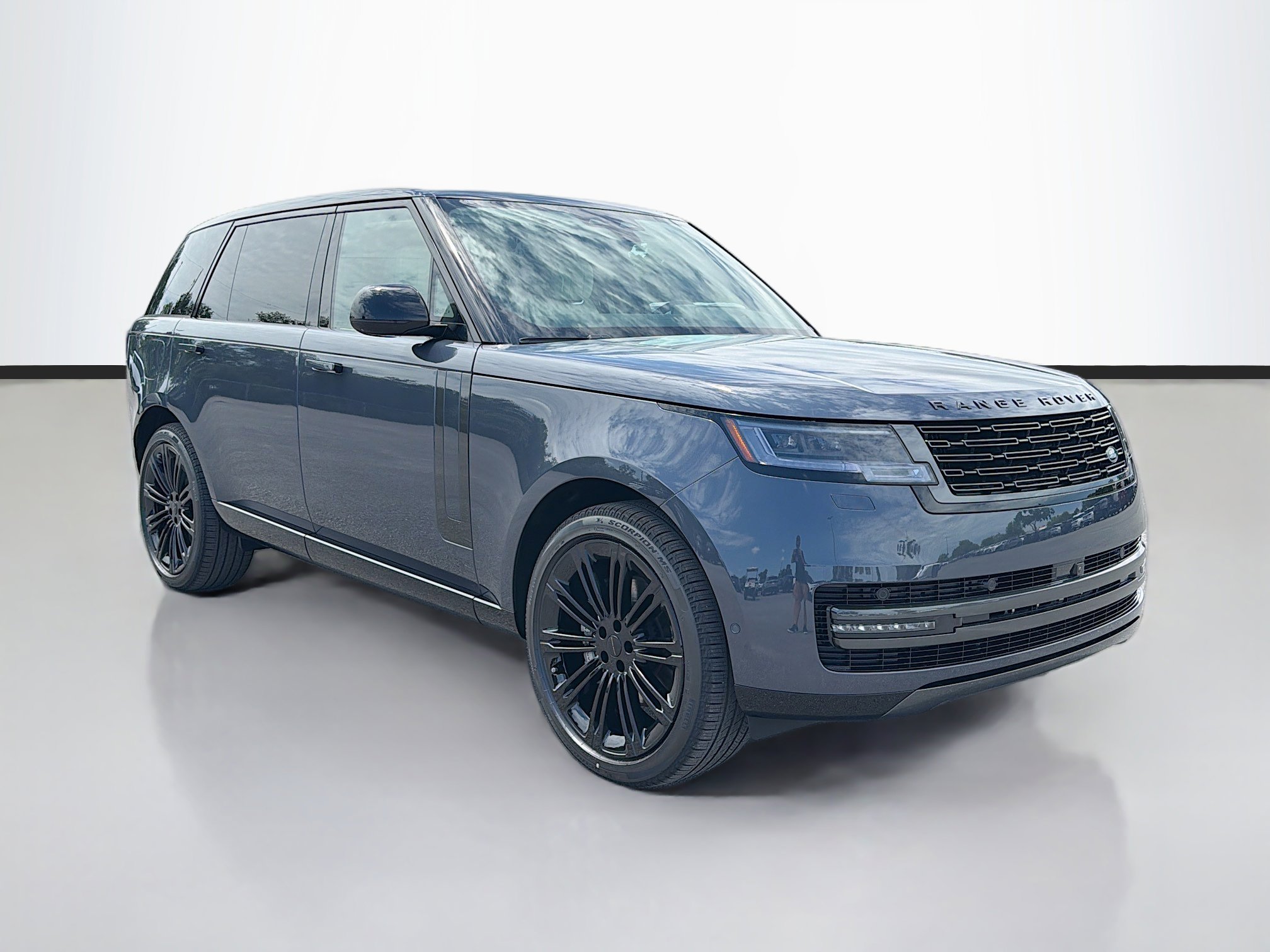 New 2026 Land Rover Range Rover Long Wheelbase SE AWD/4WD image 7