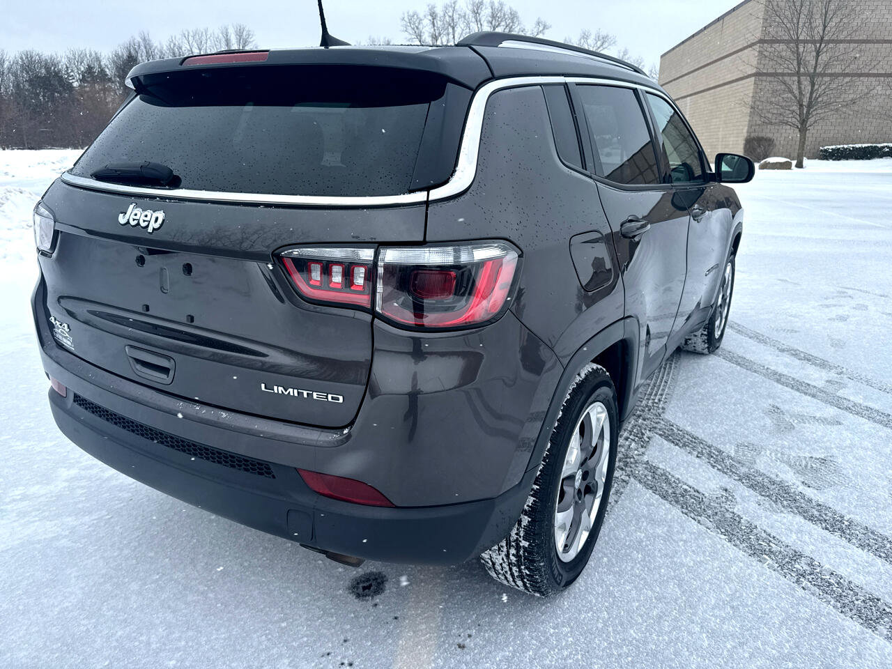 Used 2020 Jeep Compass Limited w/ Rear Convenience Group image 5