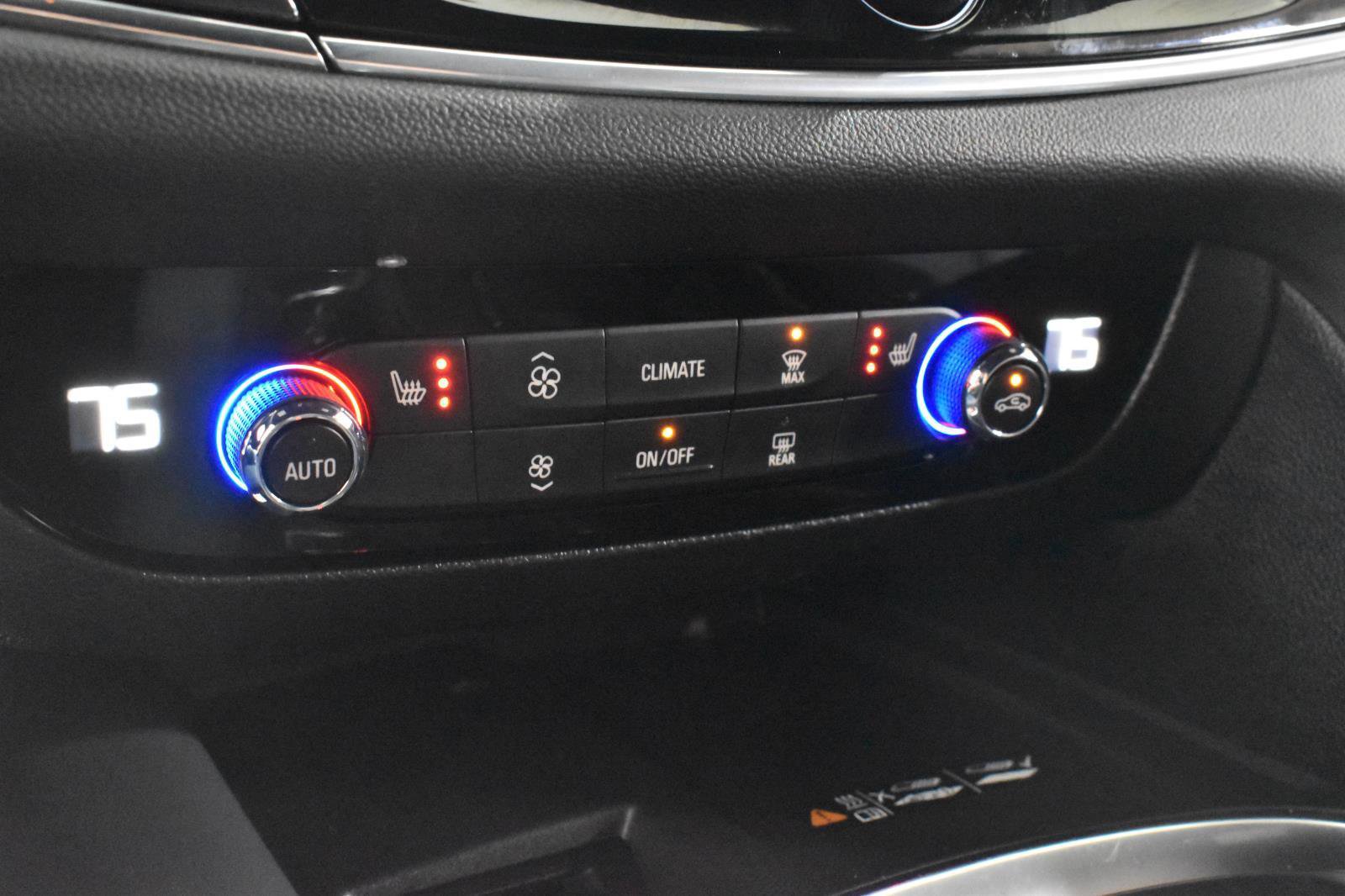 Used 2024 Buick Enclave Essence w/ Sport Touring Edition image 22