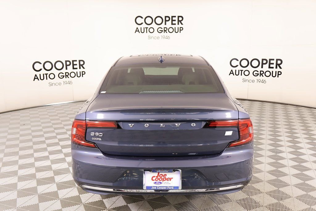 Used 2024 Volvo S90 T8 Ultimate w/ Lounge Package image 22