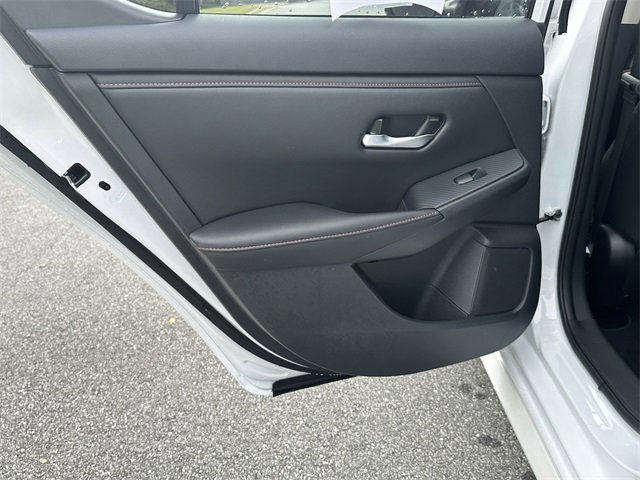 Certified 2025 Nissan Sentra SR image 22