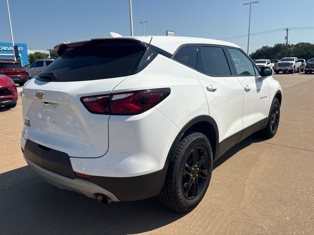 Used 2021 Chevrolet Blazer LT FWD image 3