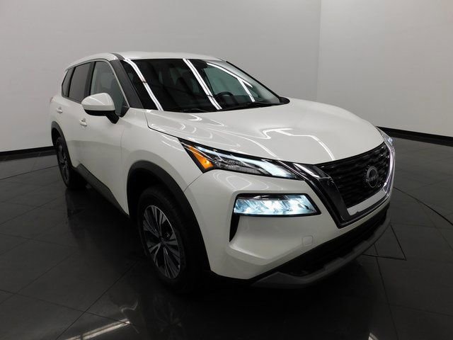 Certified 2023 Nissan Rogue SV image 2