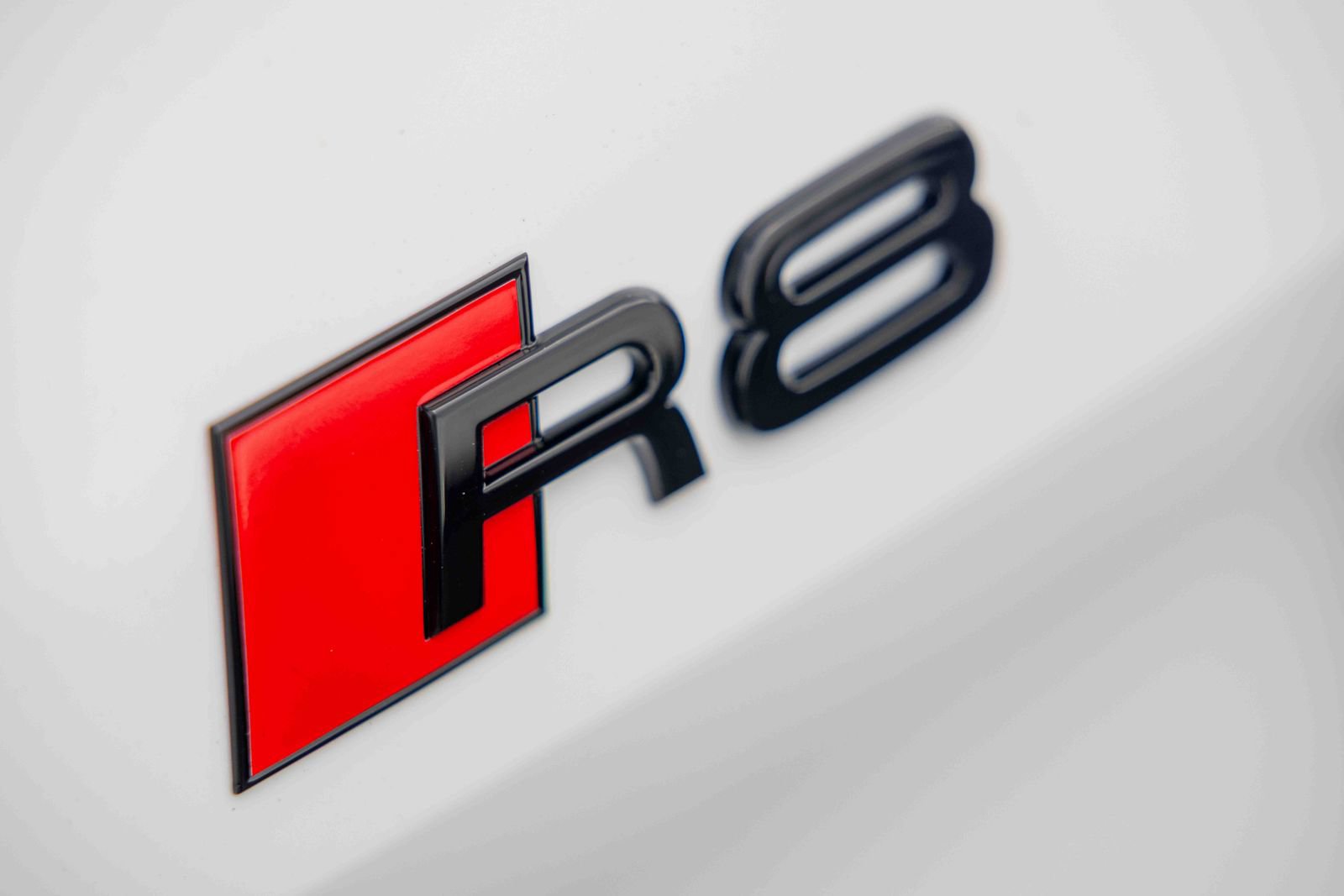 Used 2018 Audi R8 V10 RWD image 30