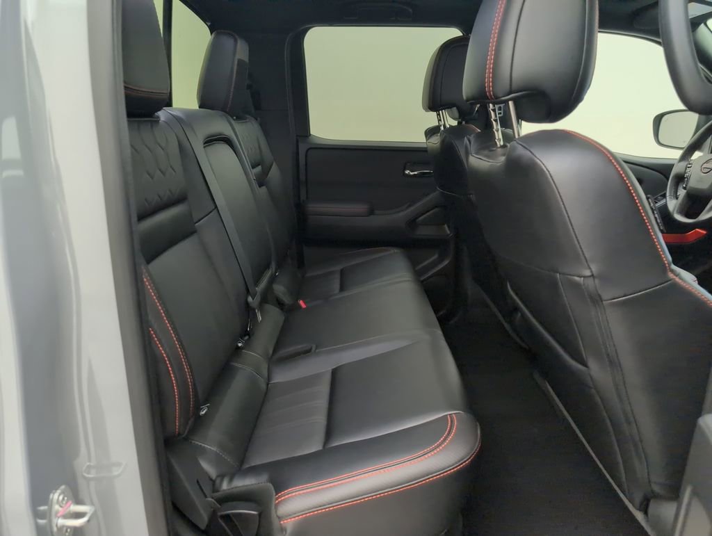 Used 2023 Nissan Frontier Pro-X w/ Pro-X Premium Package RWD image 17