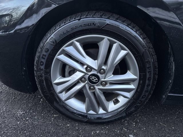 Used 2019 Hyundai Elantra Value Edition w/ Cargo Package image 11
