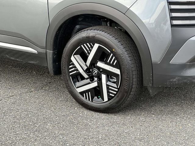 New 2026 Nissan Kicks SV w/ Illumination Package image 7