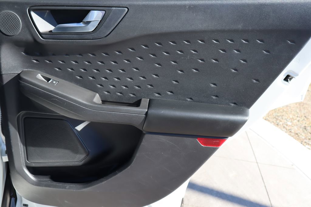 Used 2020 Ford Escape Titanium image 26