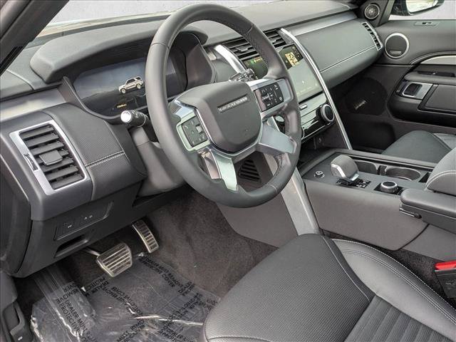 Certified 2024 Land Rover Discovery Dynamic SE AWD/4WD image 10