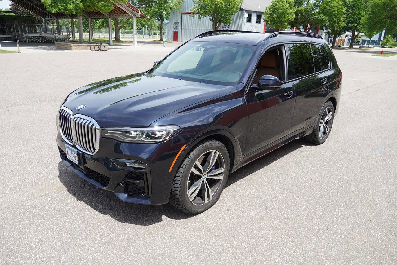 Used 2019 BMW X7 xDrive40i w/ Premium Package AWD/4WD image 9