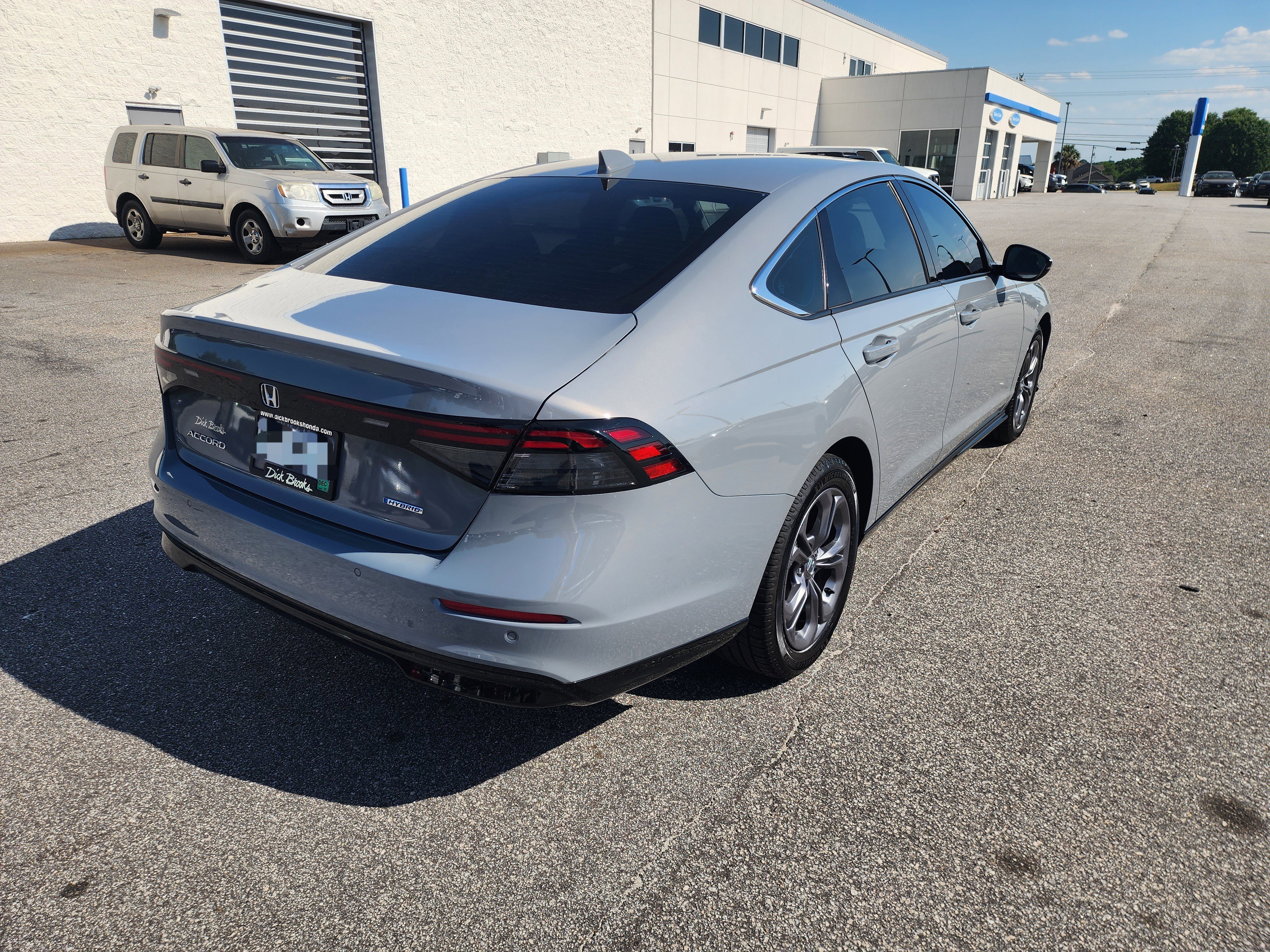 Certified 2024 Honda Accord EX-L image 6