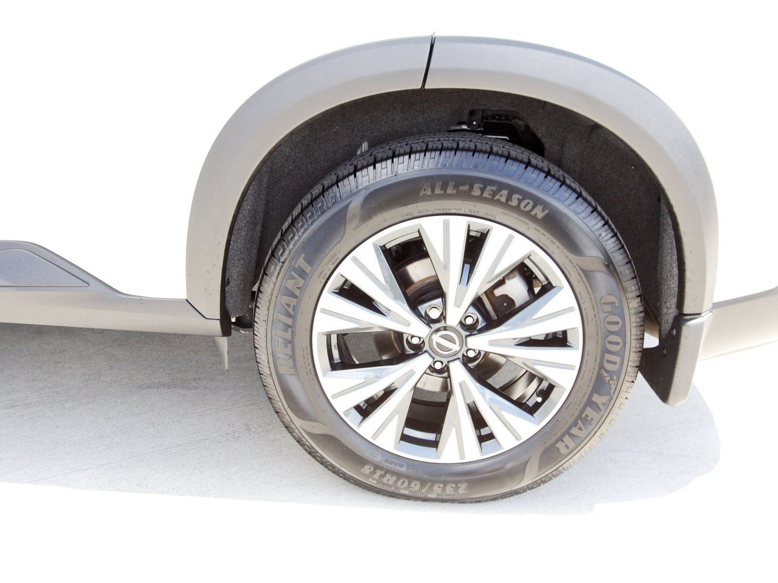 Used 2023 Nissan Rogue SV FWD image 30