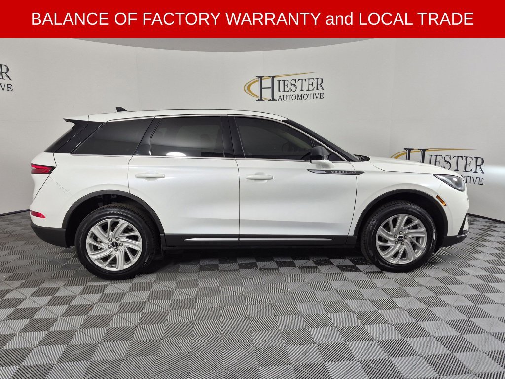 Used 2025 Lincoln Corsair FWD image 3