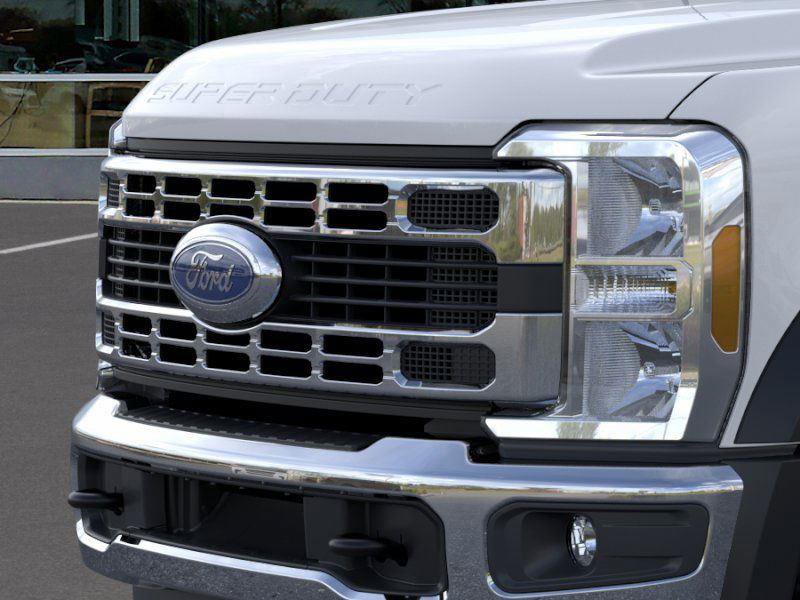 New 2026 Ford F450 XL w/ XL Chrome Package image 17