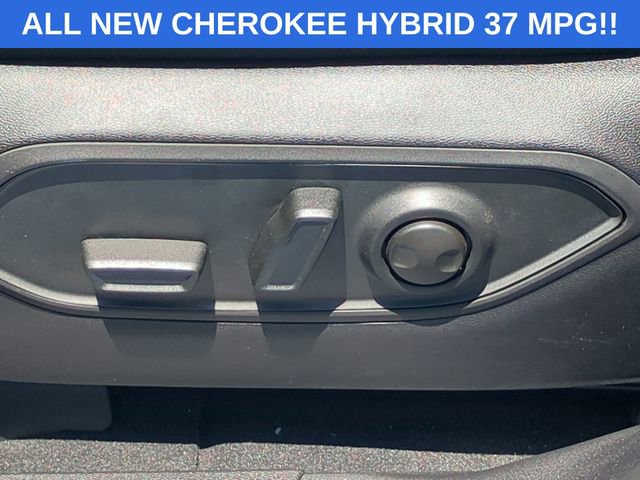 New 2026 Jeep Cherokee Limited AWD/4WD image 17