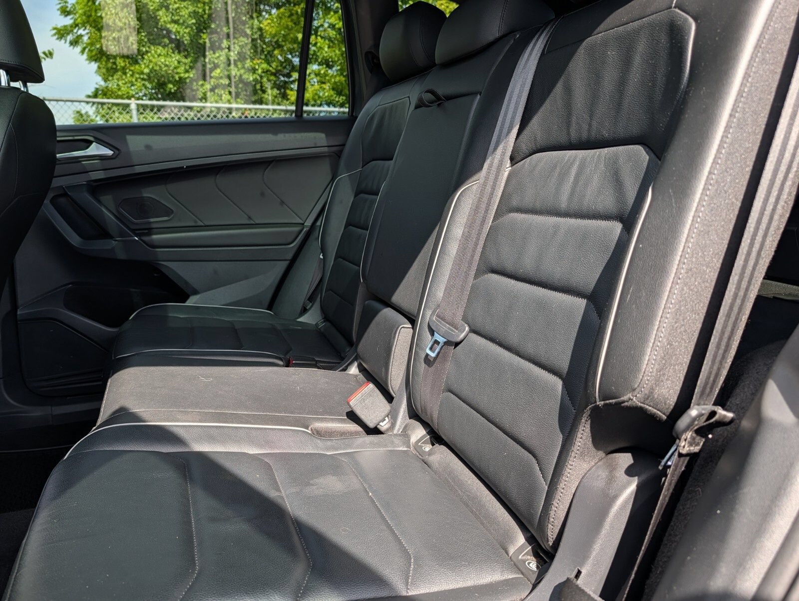 Used 2020 Volkswagen Tiguan SEL Premium R-Line AWD/4WD image 22