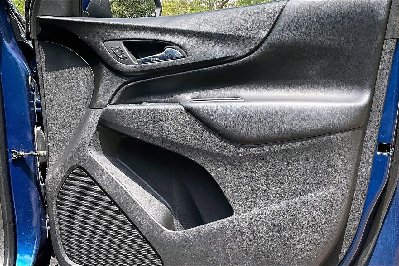 Used 2020 Chevrolet Equinox LT FWD image 29