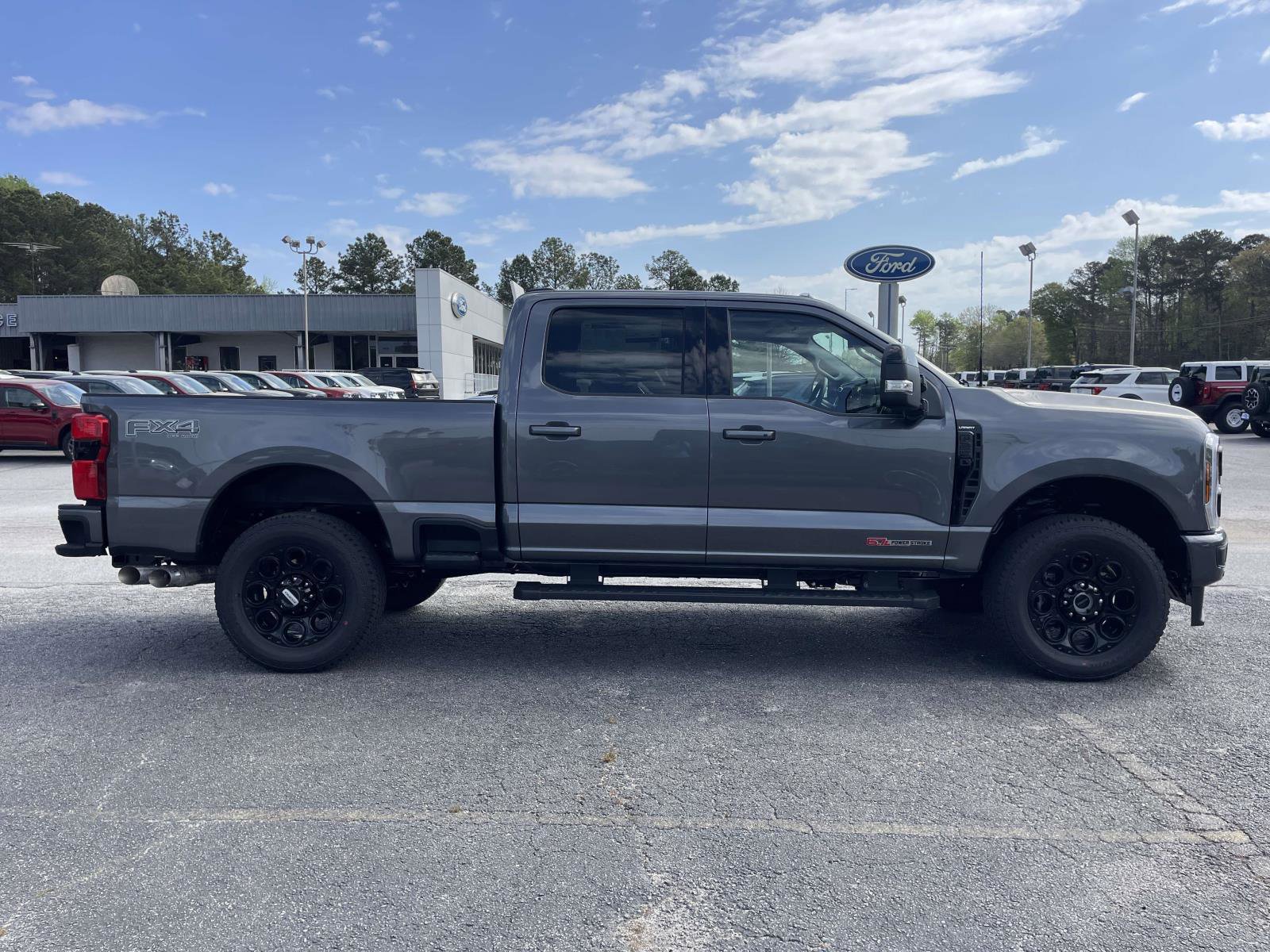 New 2026 Ford F250 4x4 Crew Cab Super Duty image 2