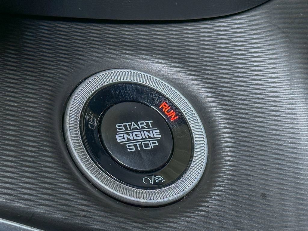 Certified 2024 Jeep Grand Cherokee Laredo w/ Trailer Tow Package image 37