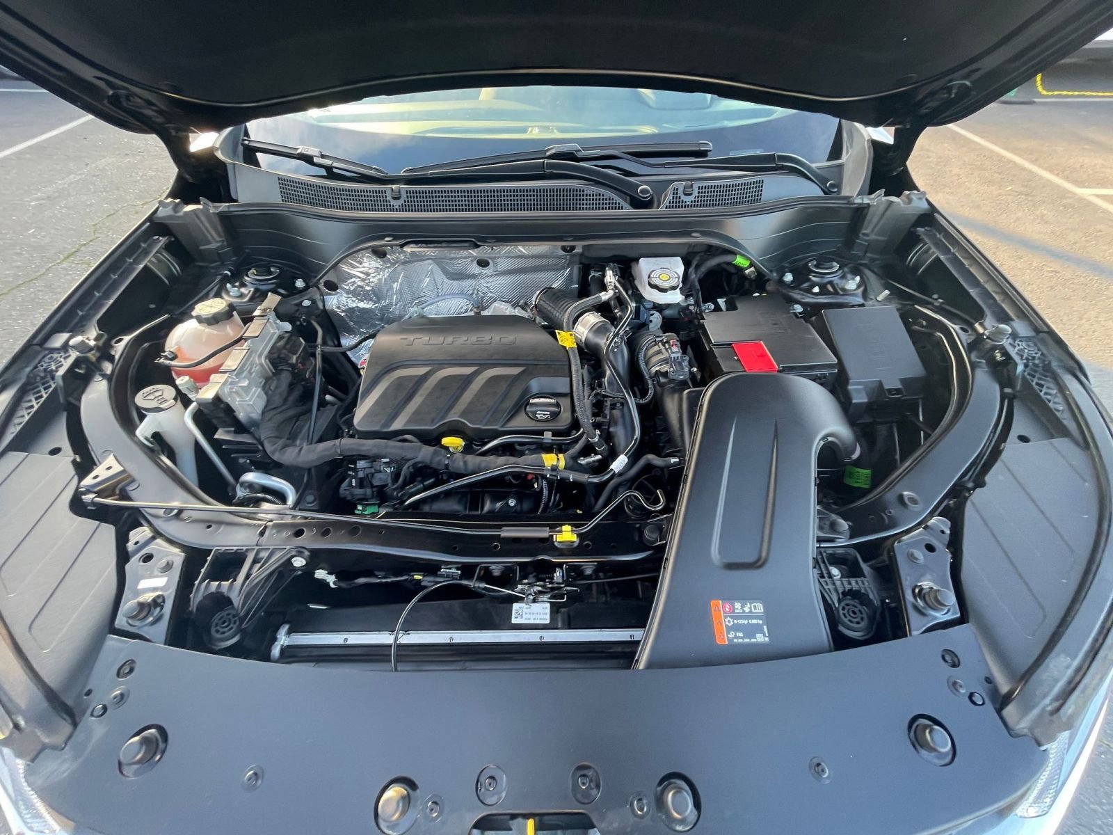 Used 2025 Chevrolet Trax LT image 32