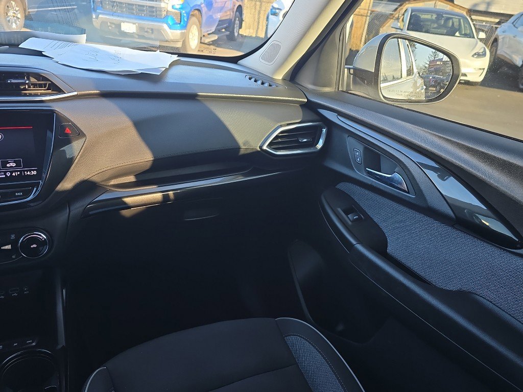 Certified 2022 Chevrolet TrailBlazer LT w/ Convenience Package image 22
