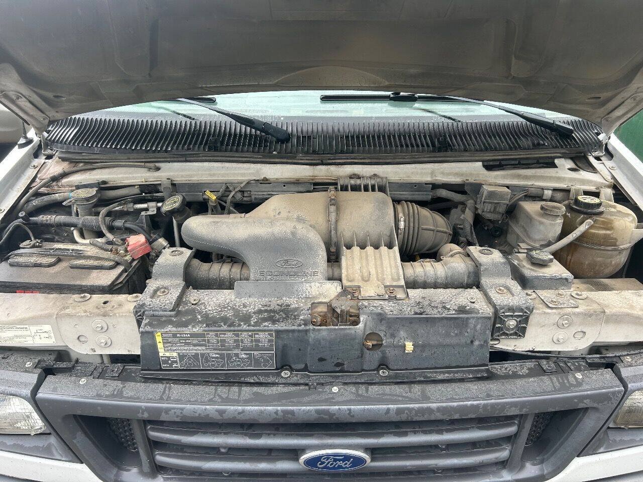 Used 2007 Ford E-250 and Econoline 250 Extended RWD image 12