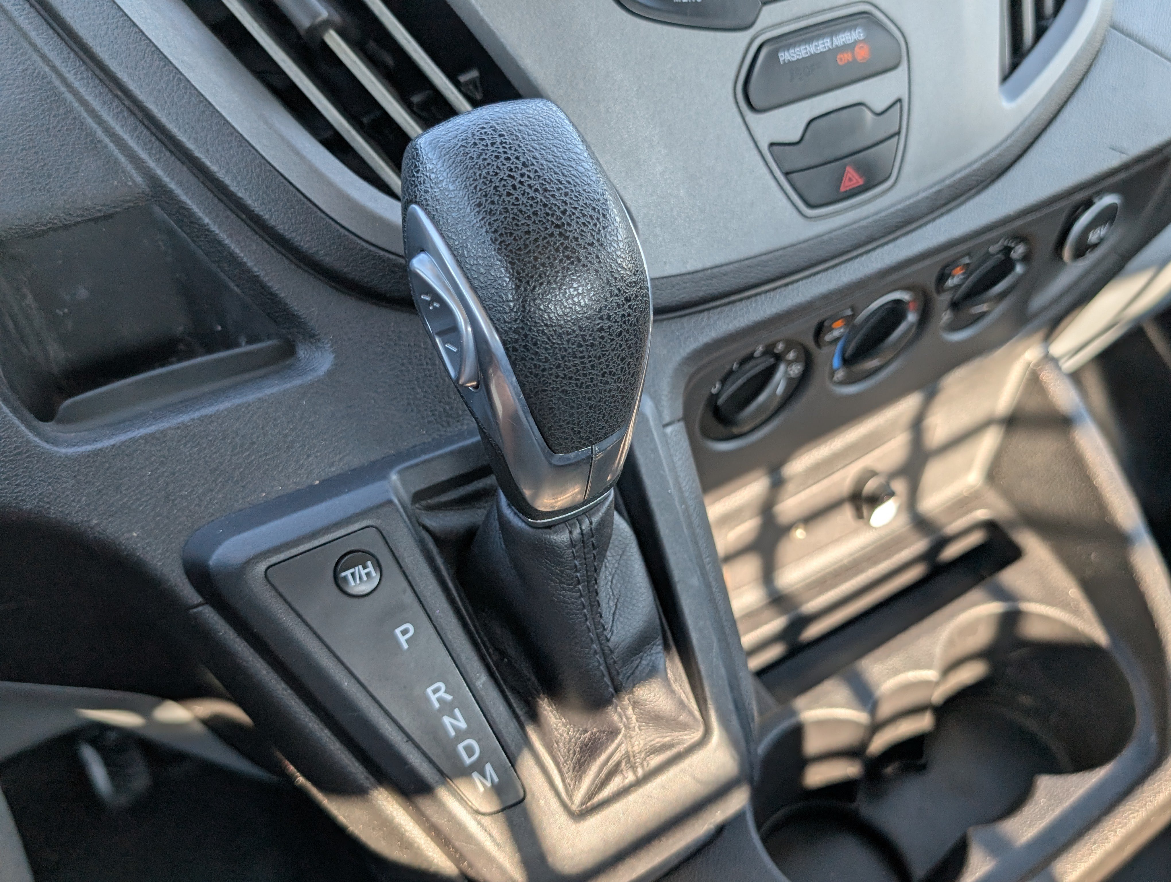 Used 2018 Ford Transit 250 138 RWD image 16