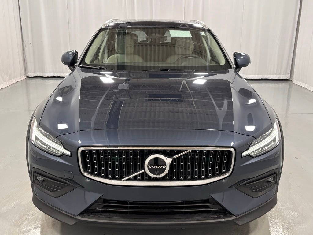 New 2026 Volvo V60 B5 Cross Country Plus w/ Protection Package Premier image 3