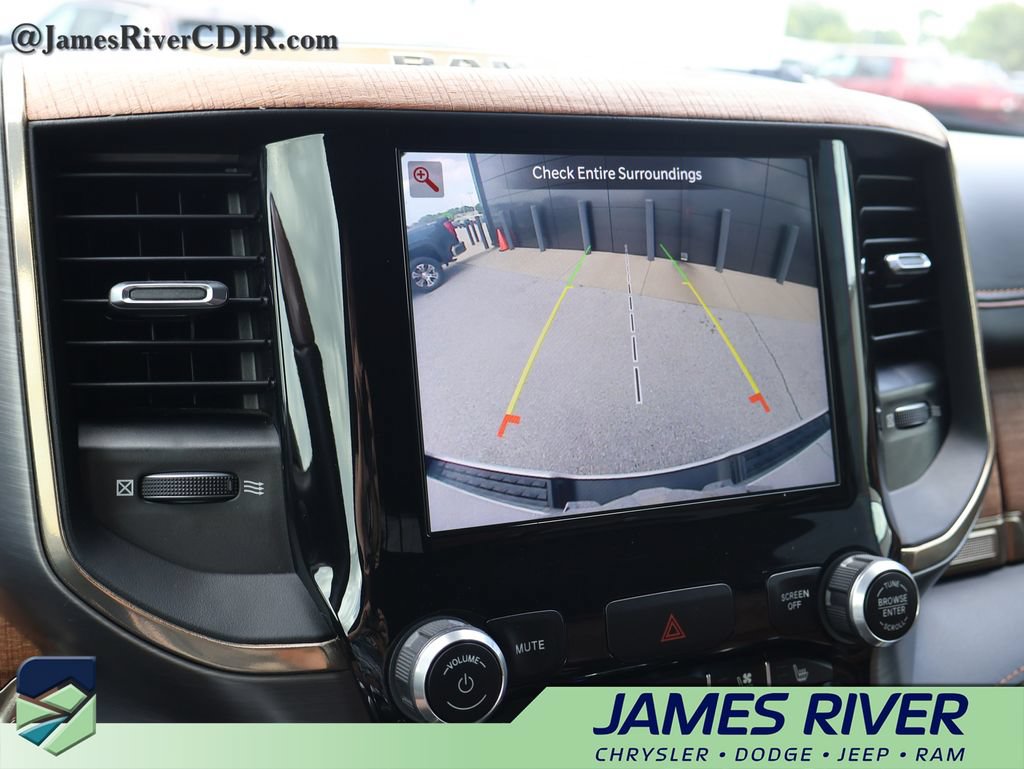 Used 2022 RAM 1500 Limited w/ Body Color Bumper Group AWD/4WD image 33