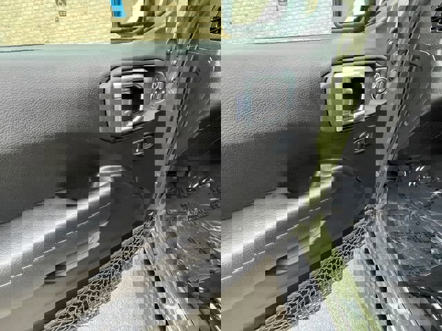 Used 2023 Jeep Gladiator Sport AWD/4WD image 11