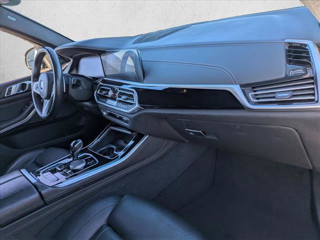 Used 2019 BMW X5 xDrive50i w/ M Sport Package image 23