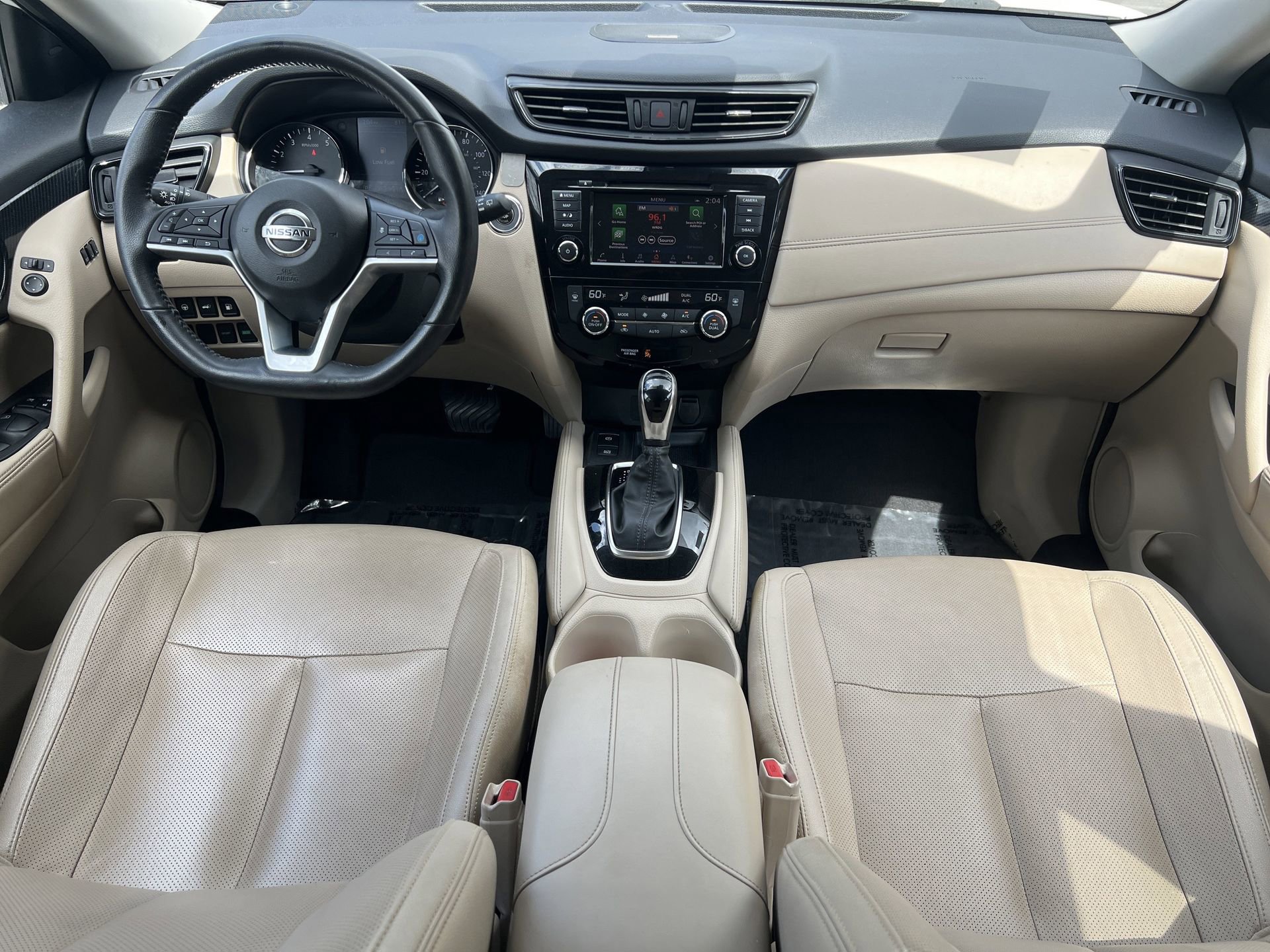 Used 2019 Nissan Rogue SL w/ Premium Package image 2