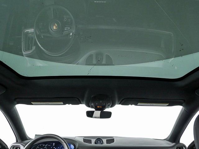 Certified 2024 Porsche Cayenne AWD image 21