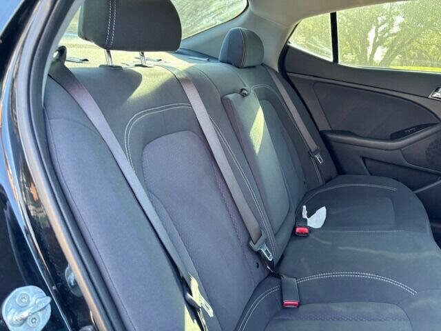 Used 2011 Kia Optima EX FWD image 22