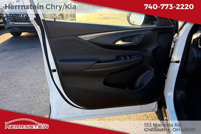 Used 2025 Buick Envista Sport Touring FWD image 13