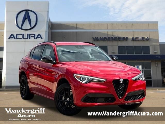 Used 2021 Alfa Romeo Stelvio Sprint w/ Nero Edizione RWD image 1